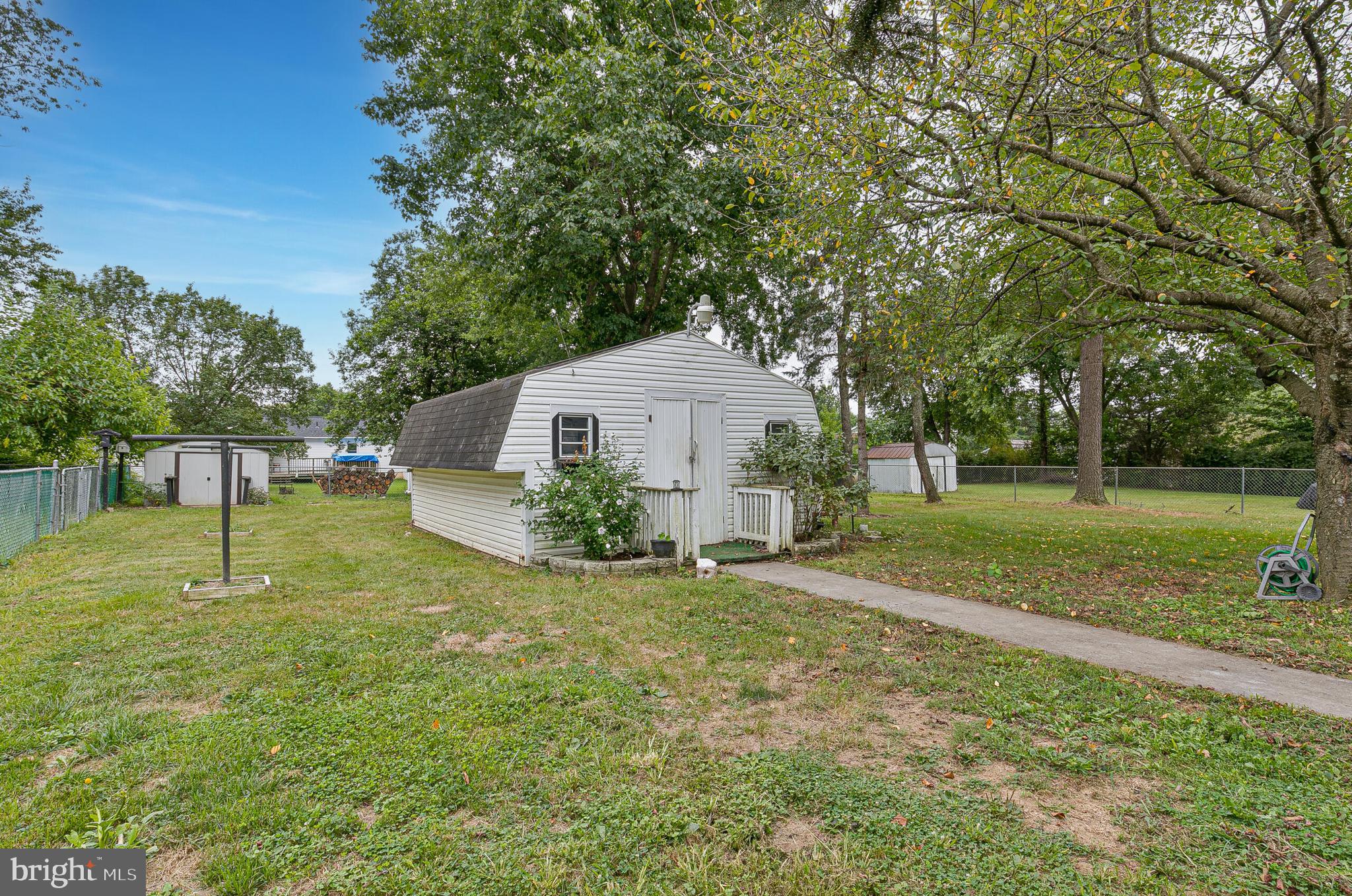 238 HACKBERRY DRIVE