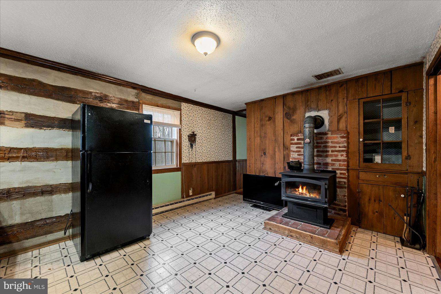 186 PINE CONE DRIVE