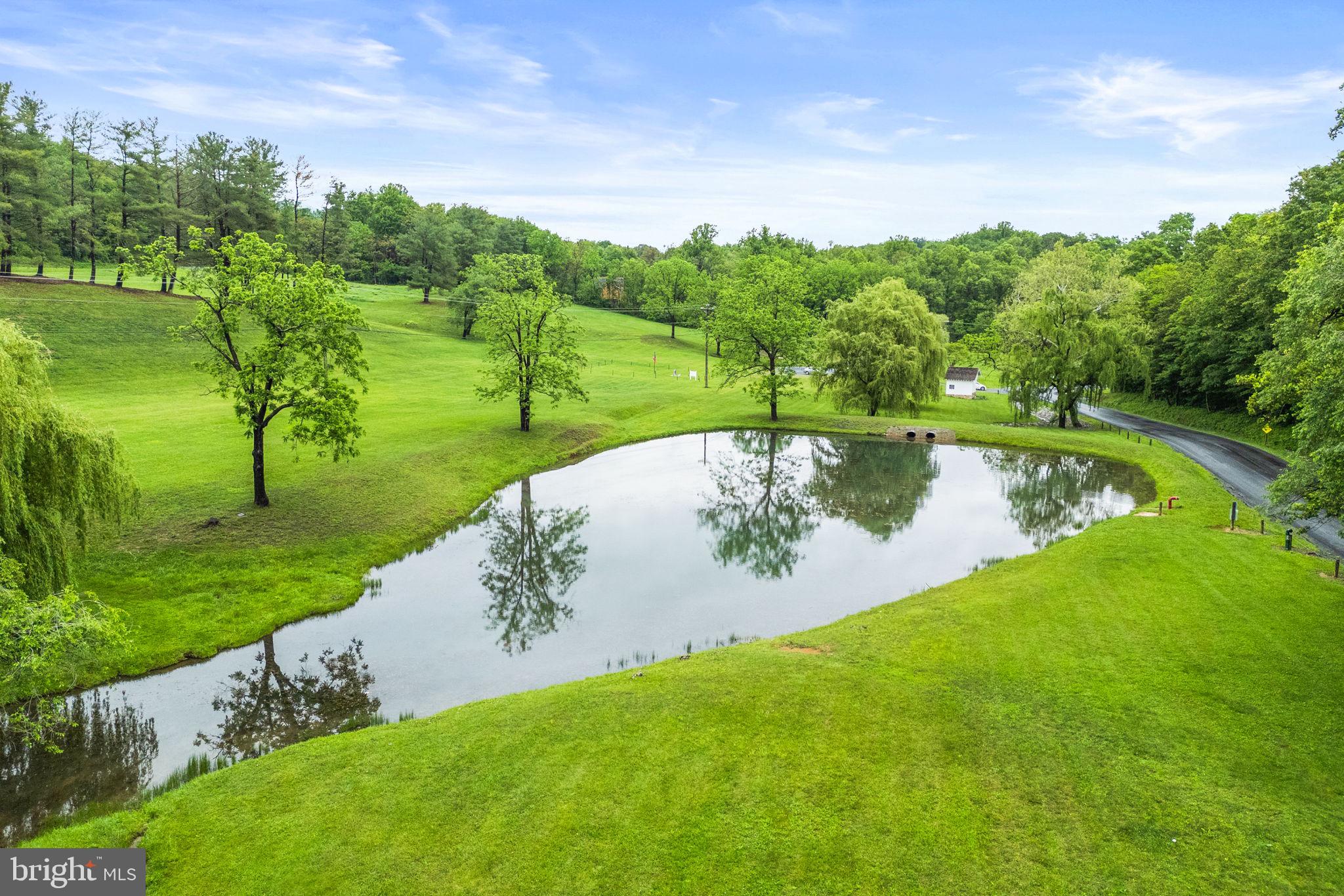 121 CHEROKEE TRAIL