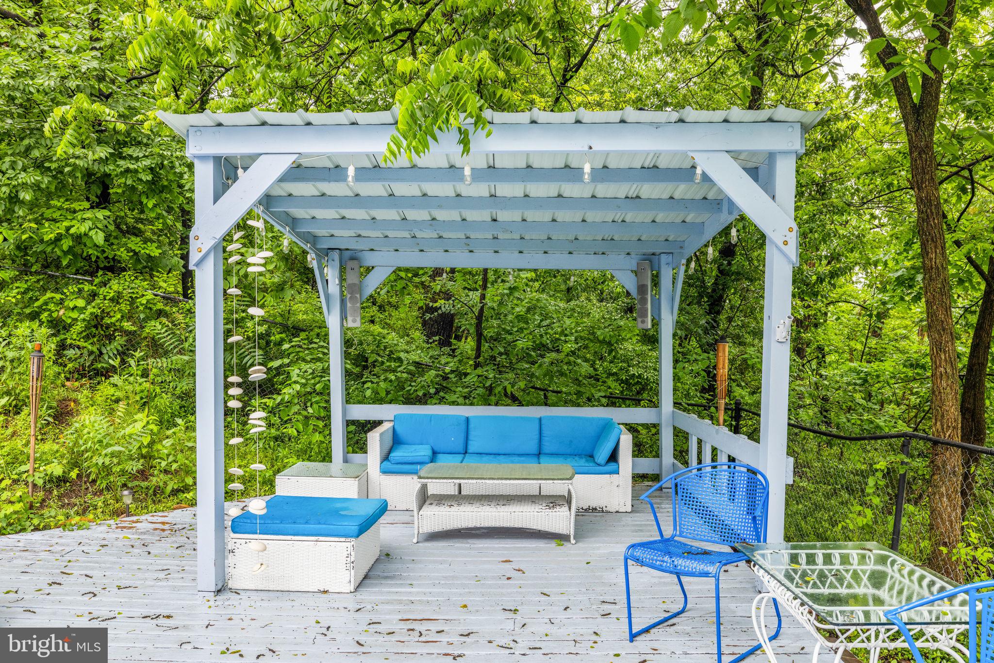 121 CHEROKEE TRAIL