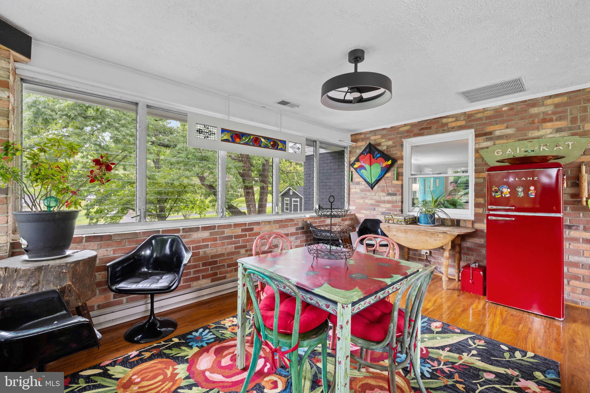 121 CHEROKEE TRAIL