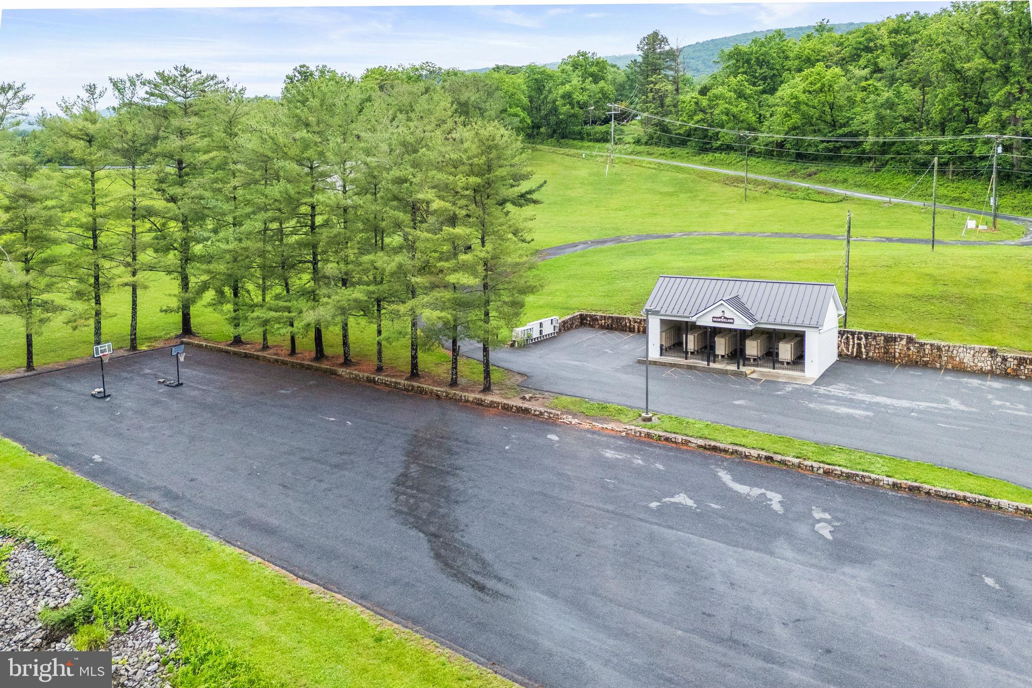 121 CHEROKEE TRAIL