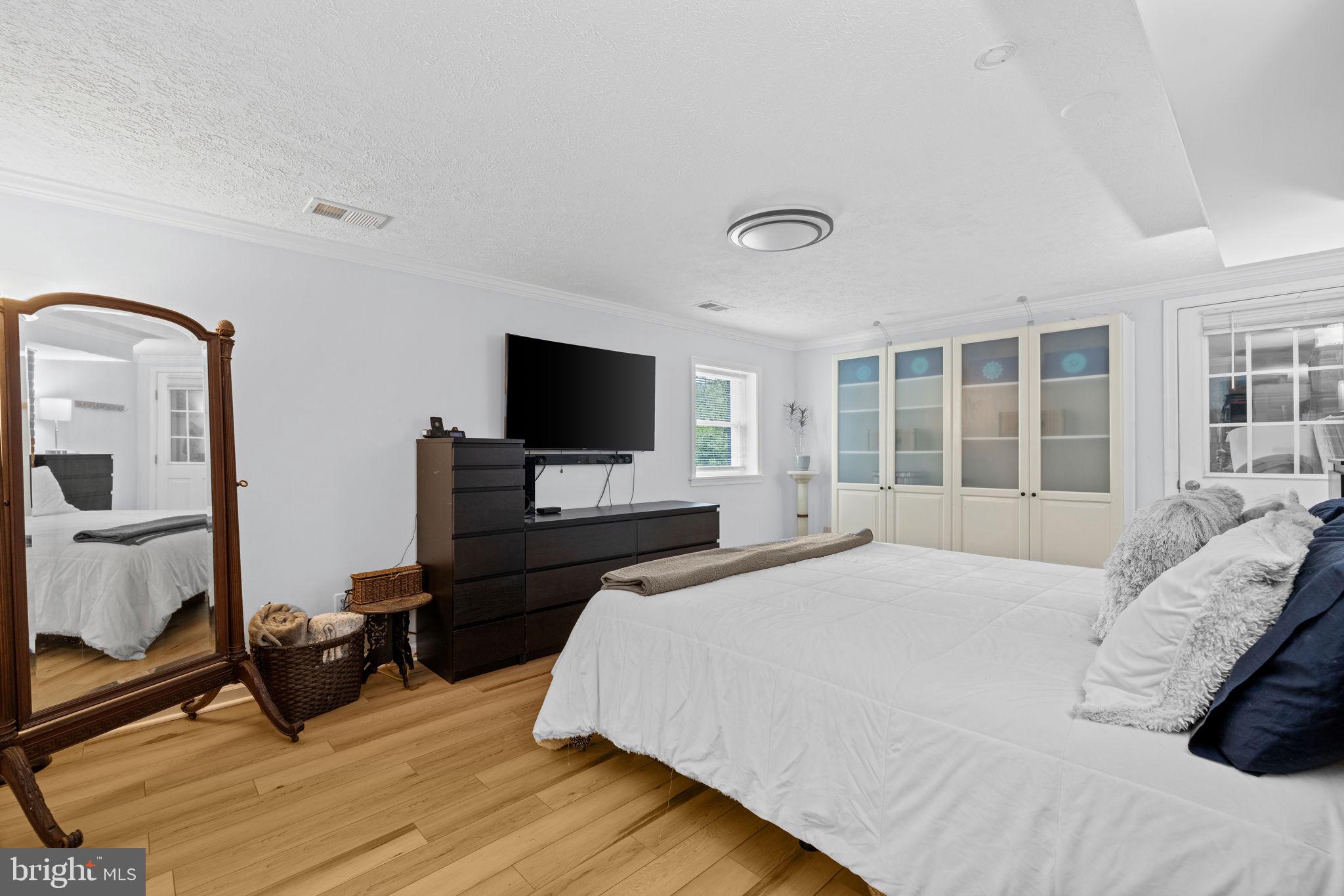 121 CHEROKEE TRAIL