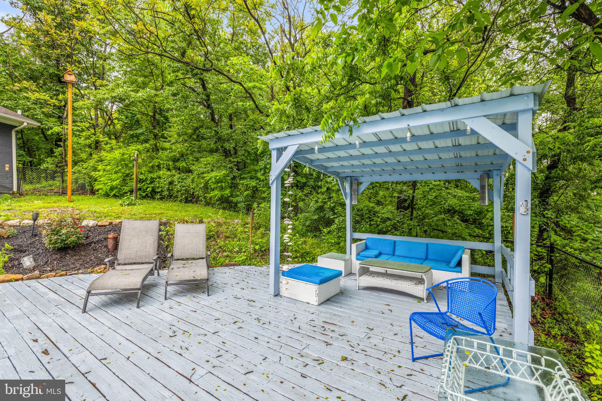 121 CHEROKEE TRAIL