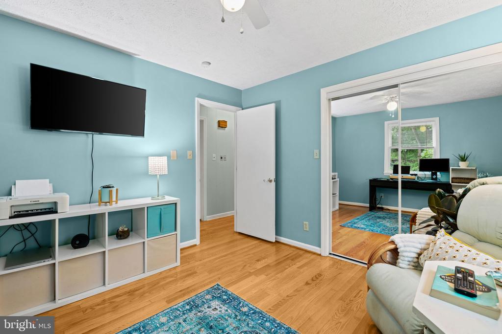 121 CHEROKEE TRAIL