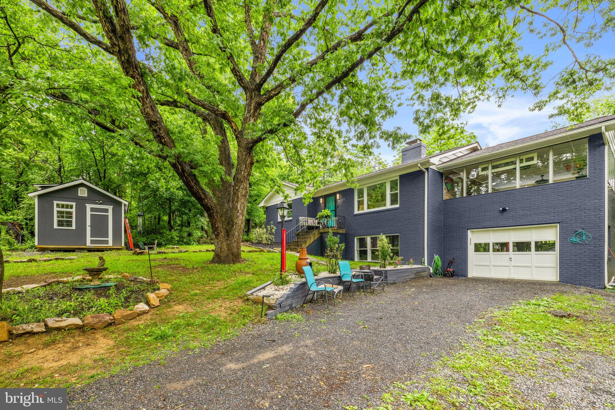 121 CHEROKEE TRAIL