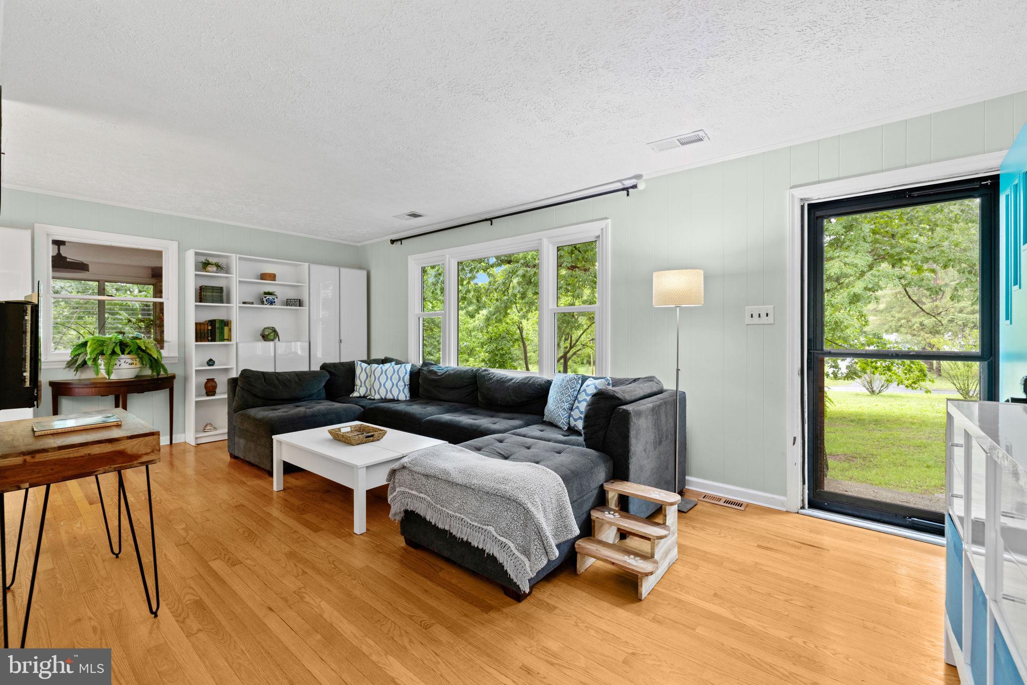 121 CHEROKEE TRAIL