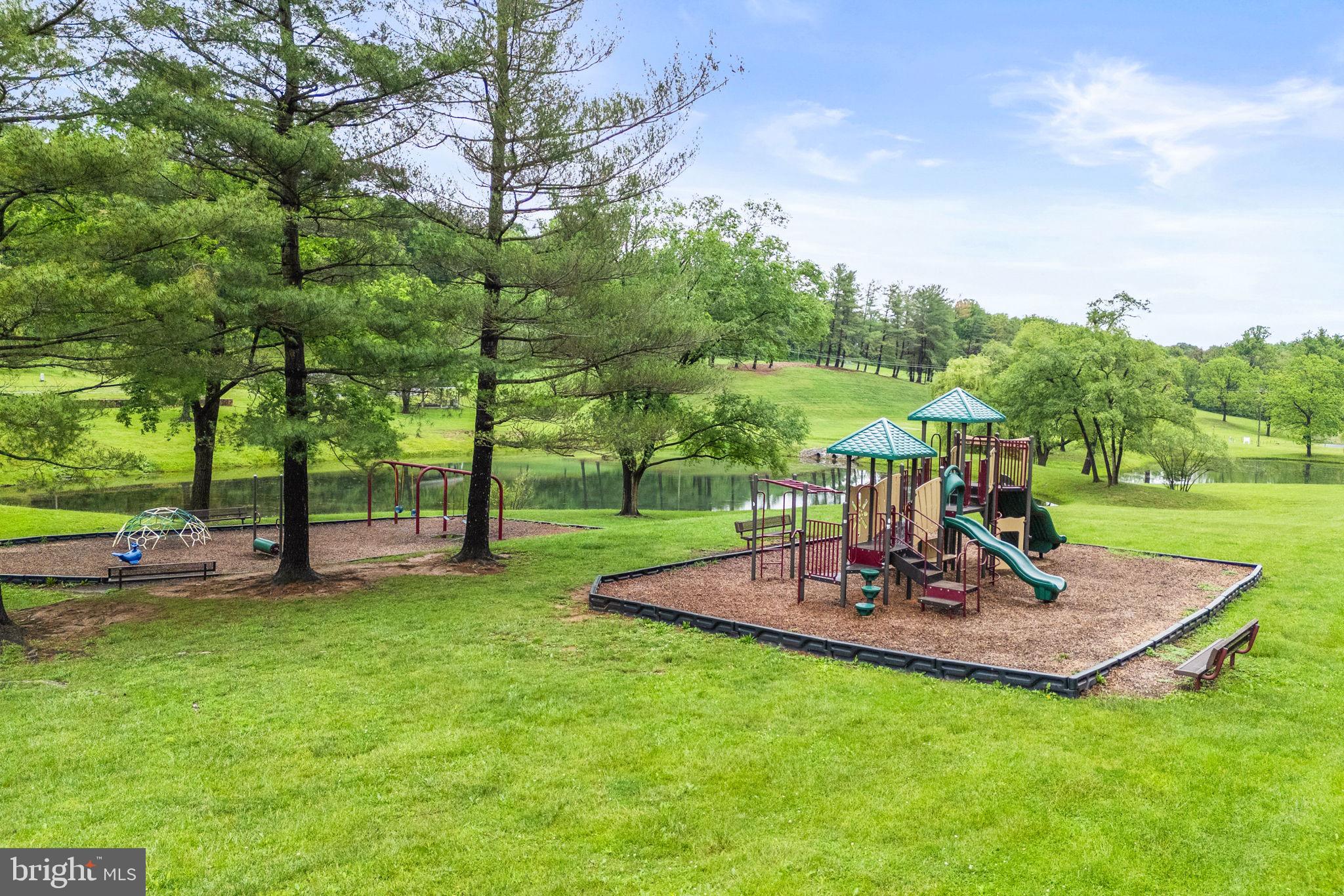 121 CHEROKEE TRAIL