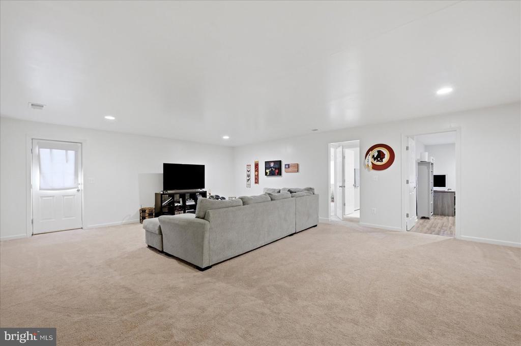 154 BLACKFORD DRIVE