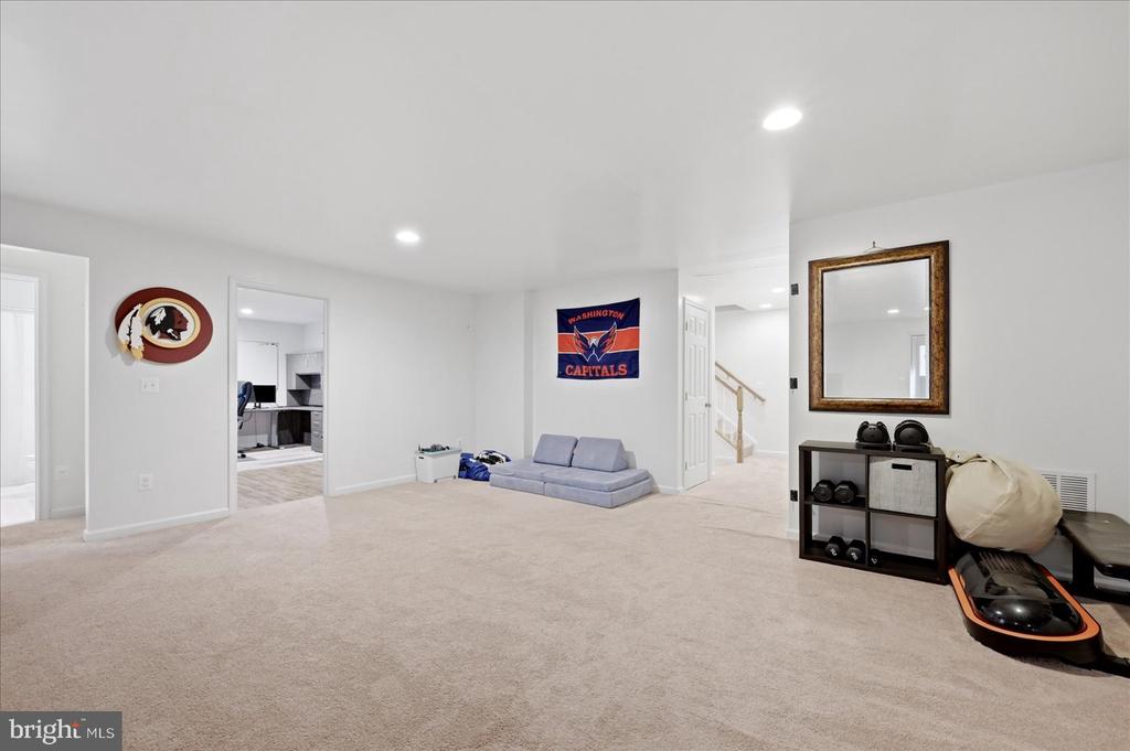 154 BLACKFORD DRIVE