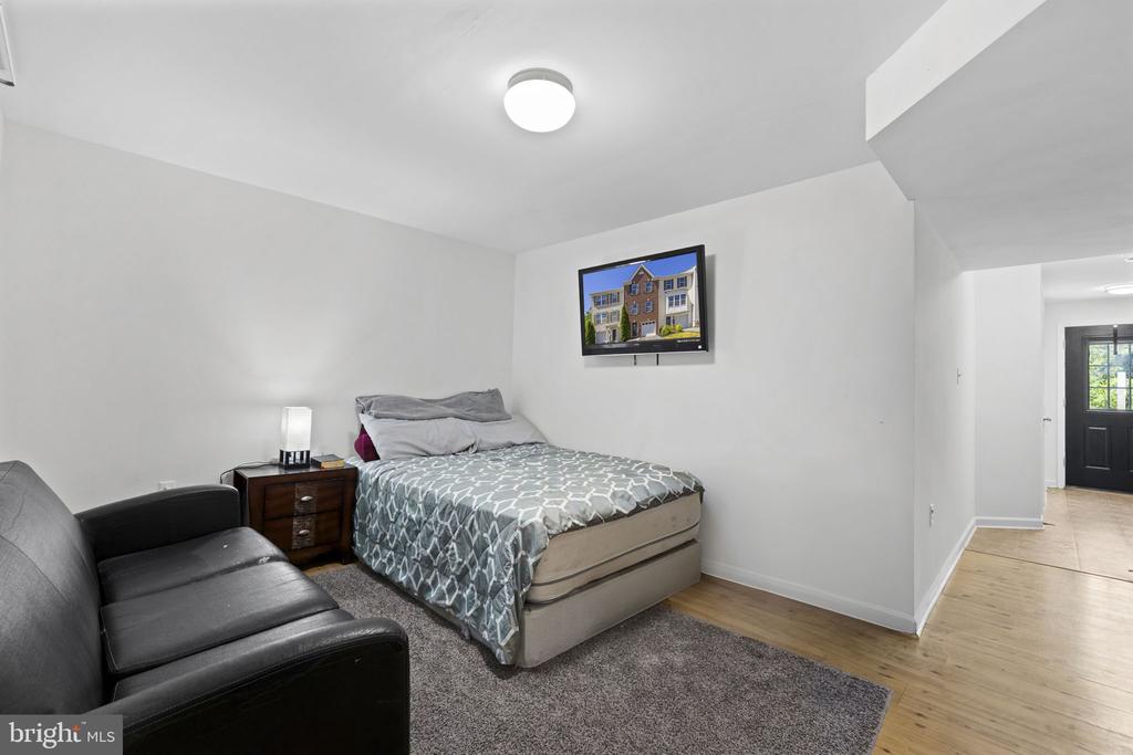 124 WORSHAM TERRACE