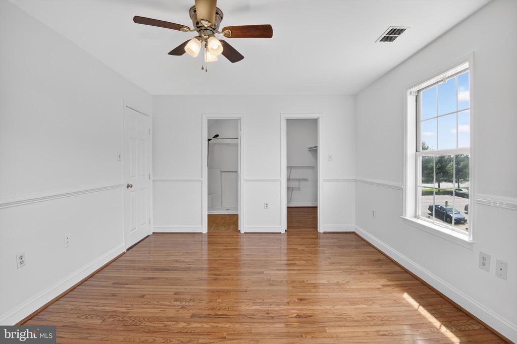 102 TIMBERLAKE TERRACE Unit: 11
