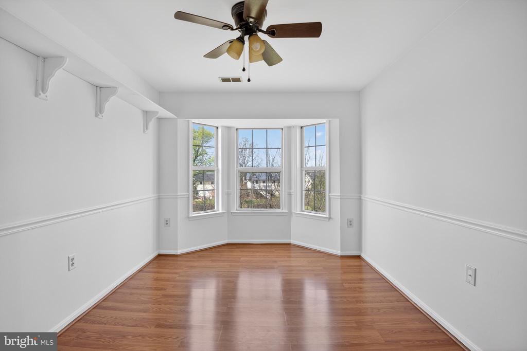 102 TIMBERLAKE TERRACE Unit: 11