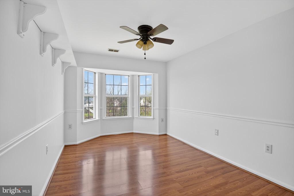 102 TIMBERLAKE TERRACE Unit: 11