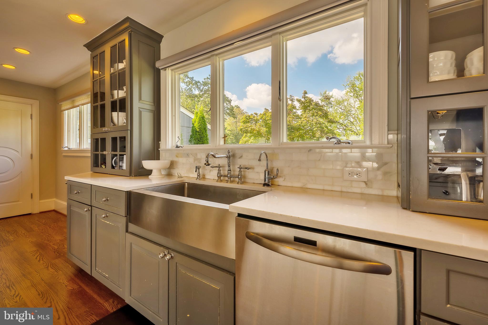 3803 BELLE RIVE TERRACE