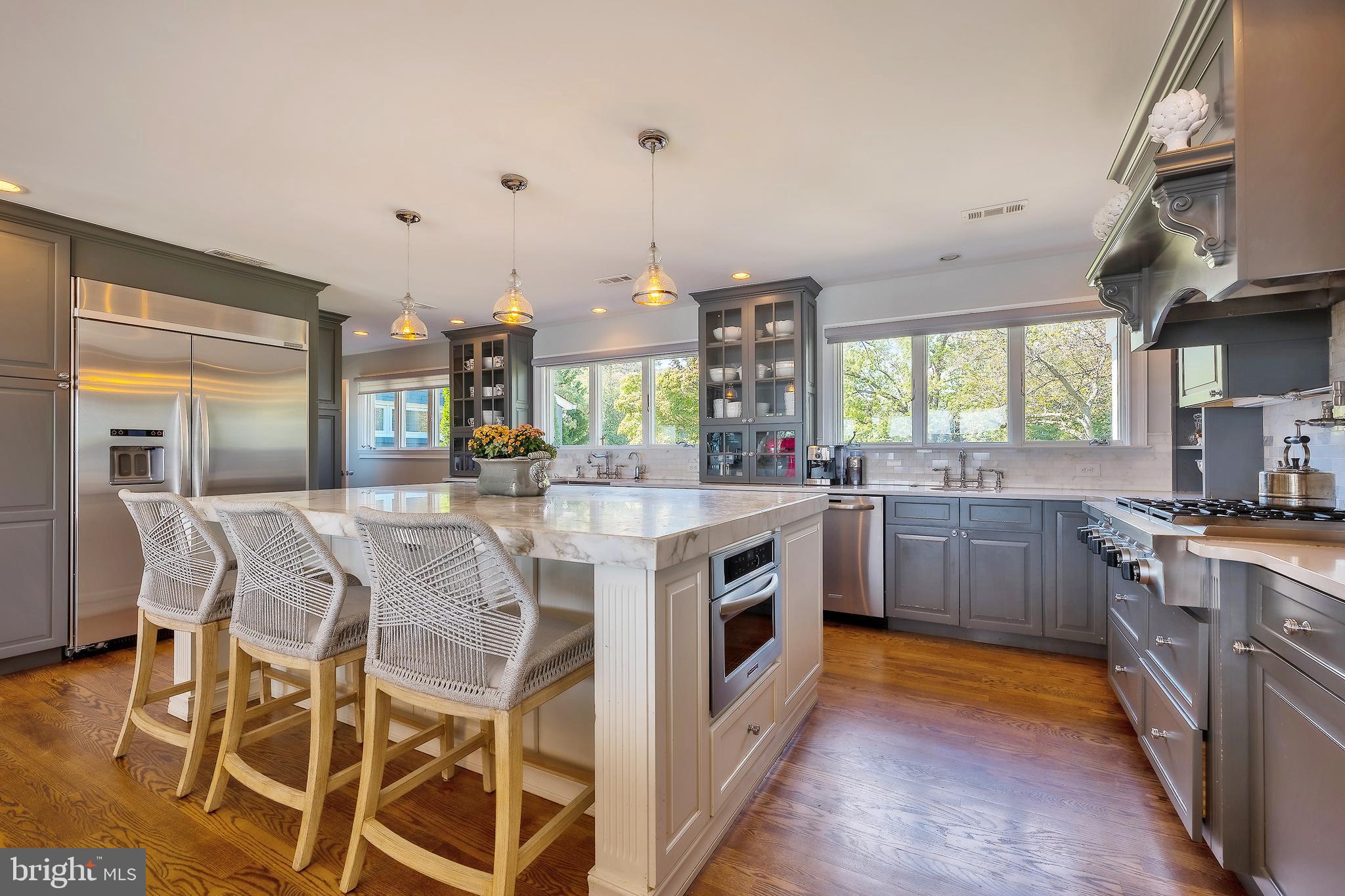 3803 BELLE RIVE TERRACE