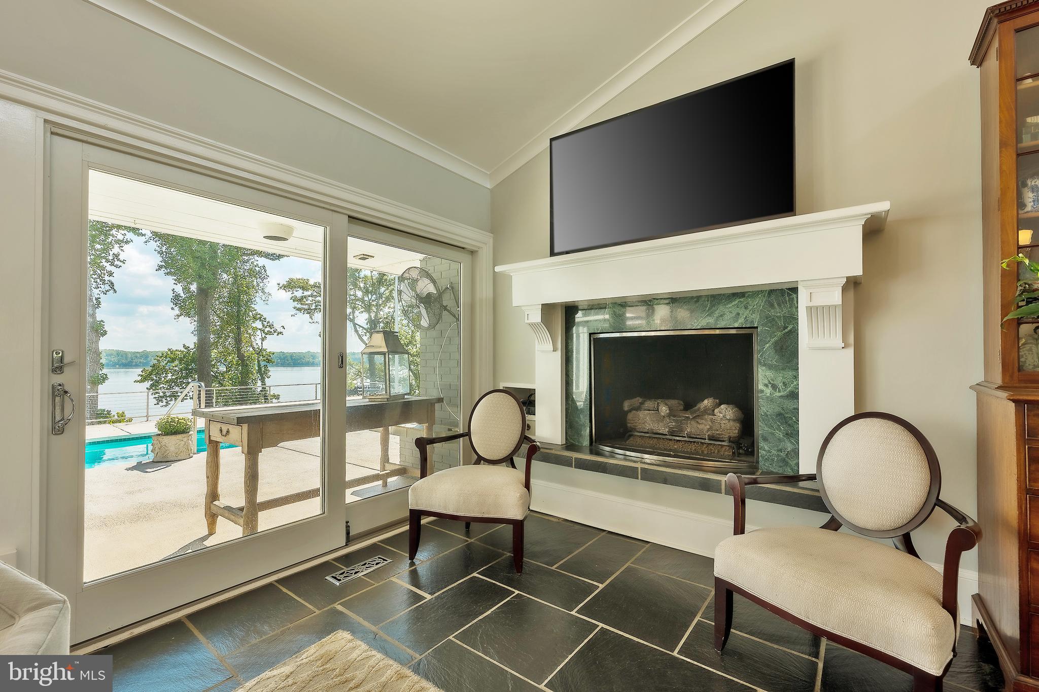 3803 BELLE RIVE TERRACE