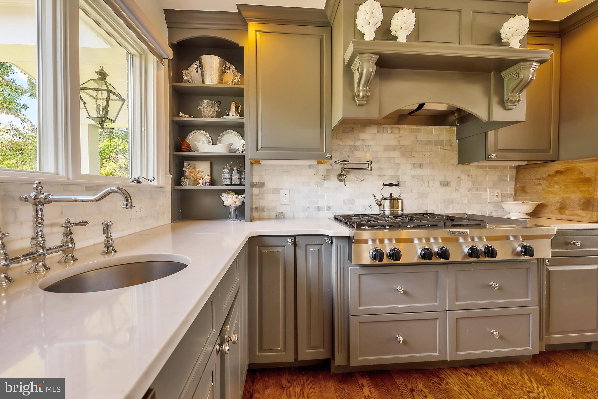 3803 BELLE RIVE TERRACE