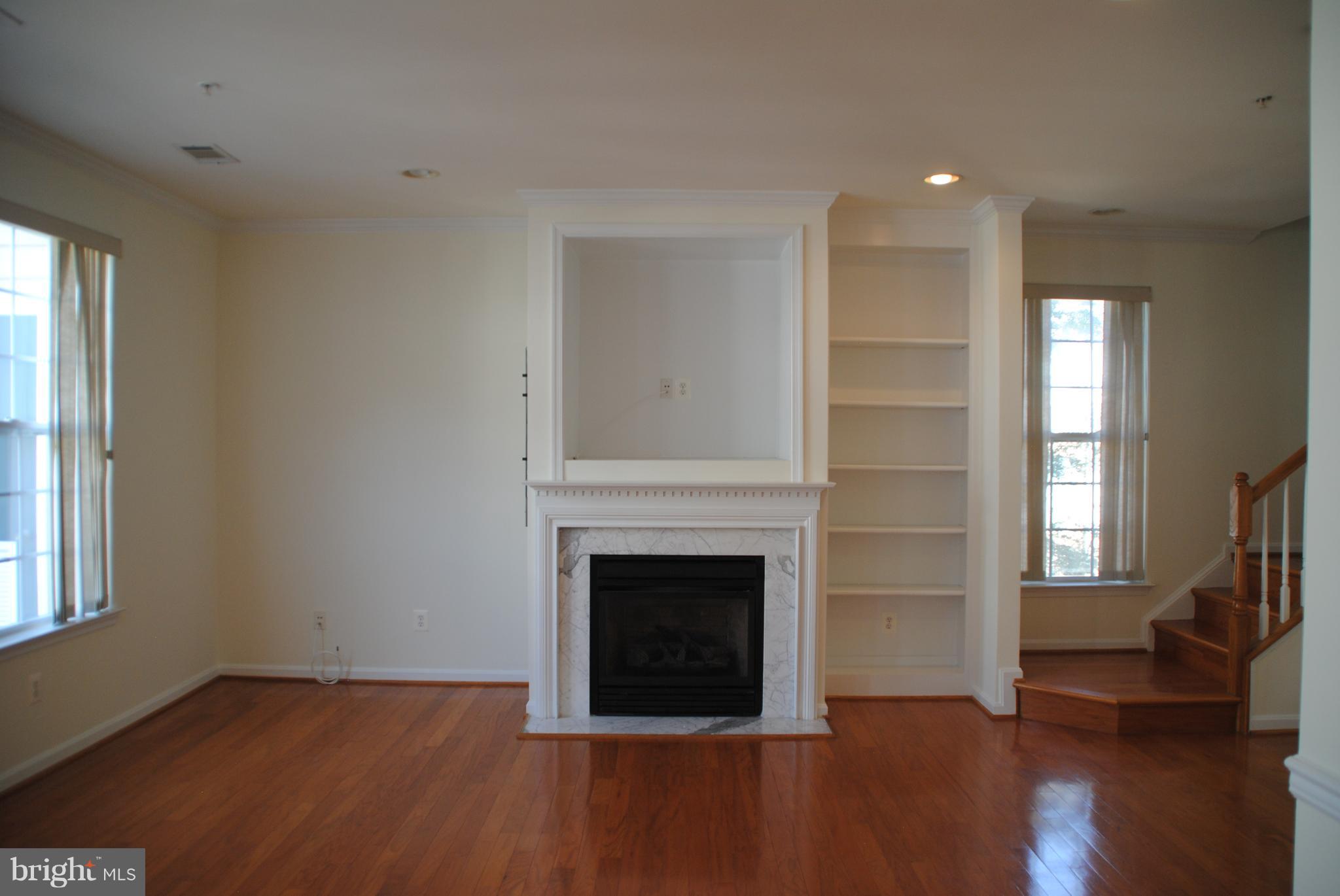 2664 MANHATTAN PLACE 304