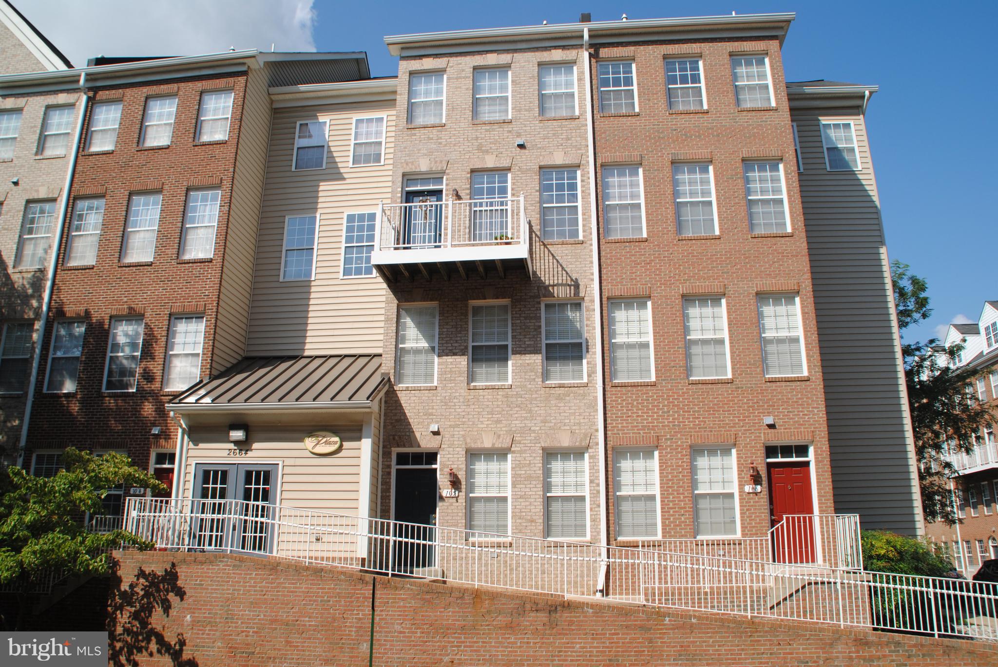 2664 MANHATTAN PLACE 304