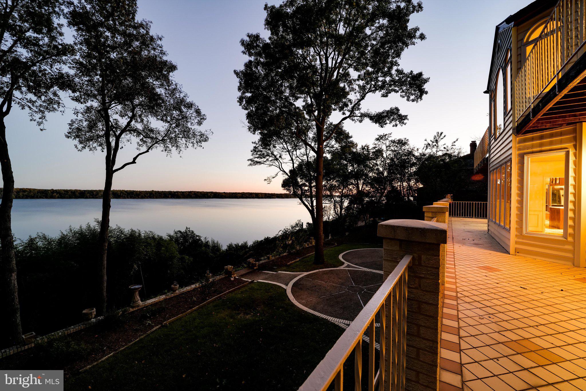 3901 BELLE RIVE TERRACE