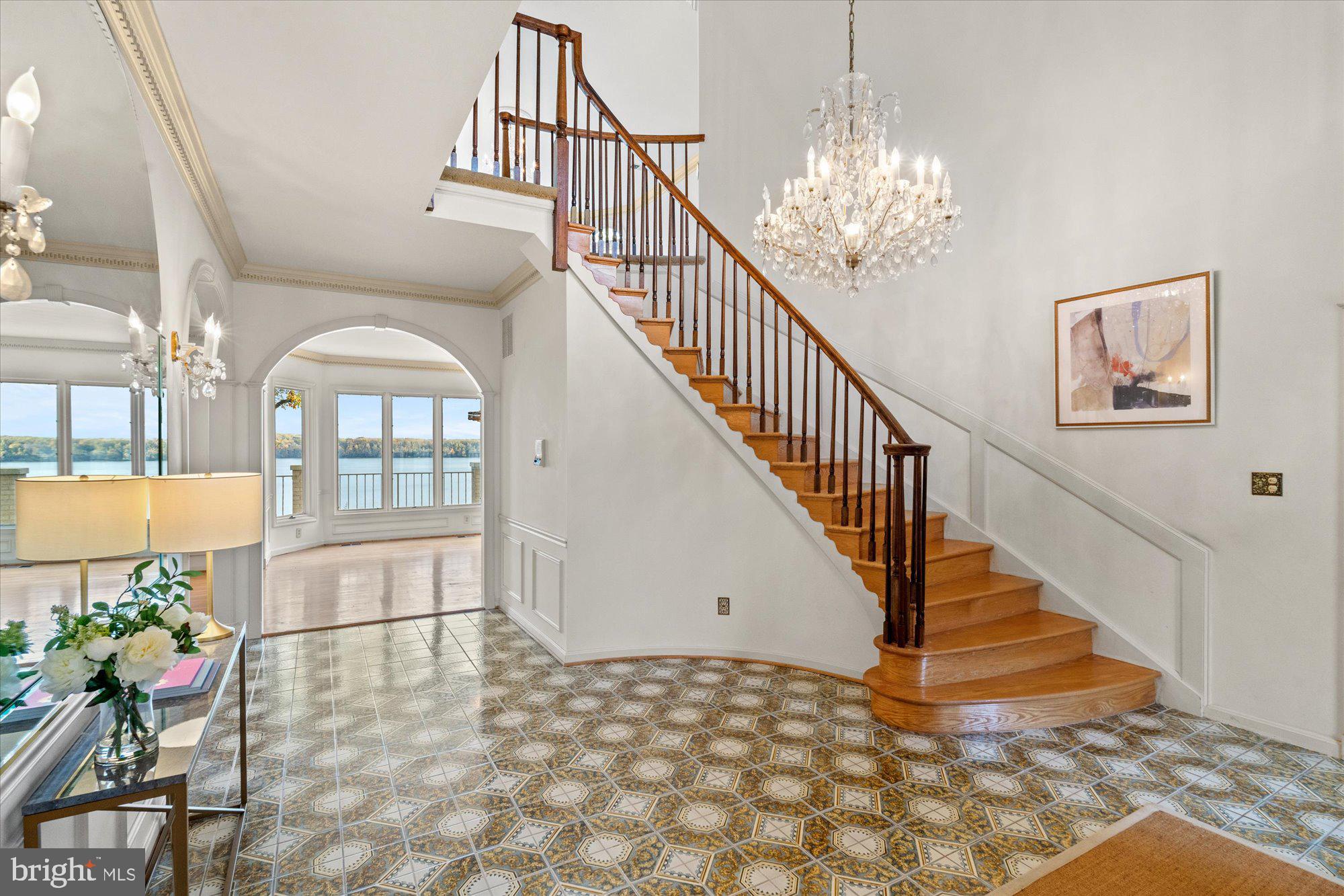 3901 BELLE RIVE TERRACE