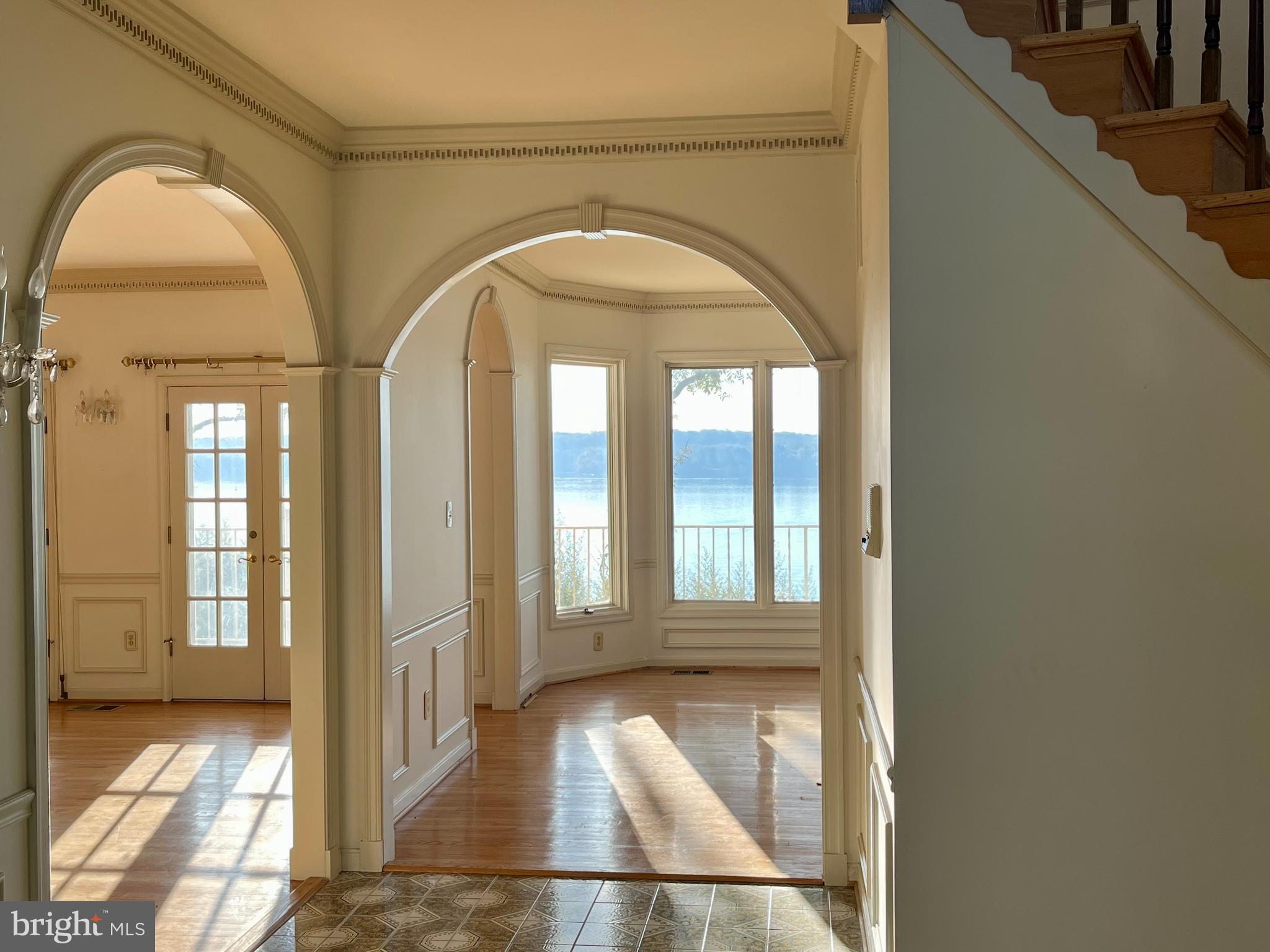 3901 BELLE RIVE TERRACE
