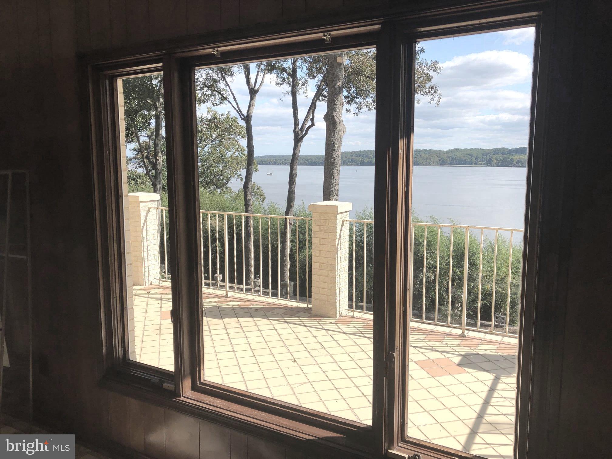 3901 BELLE RIVE TERRACE