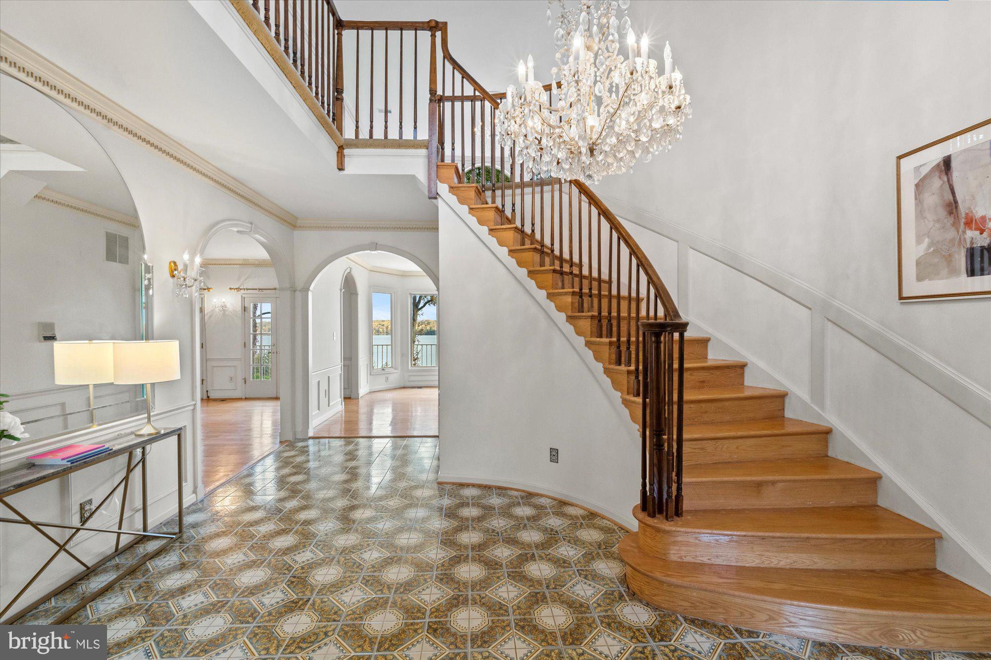 3901 BELLE RIVE TERRACE