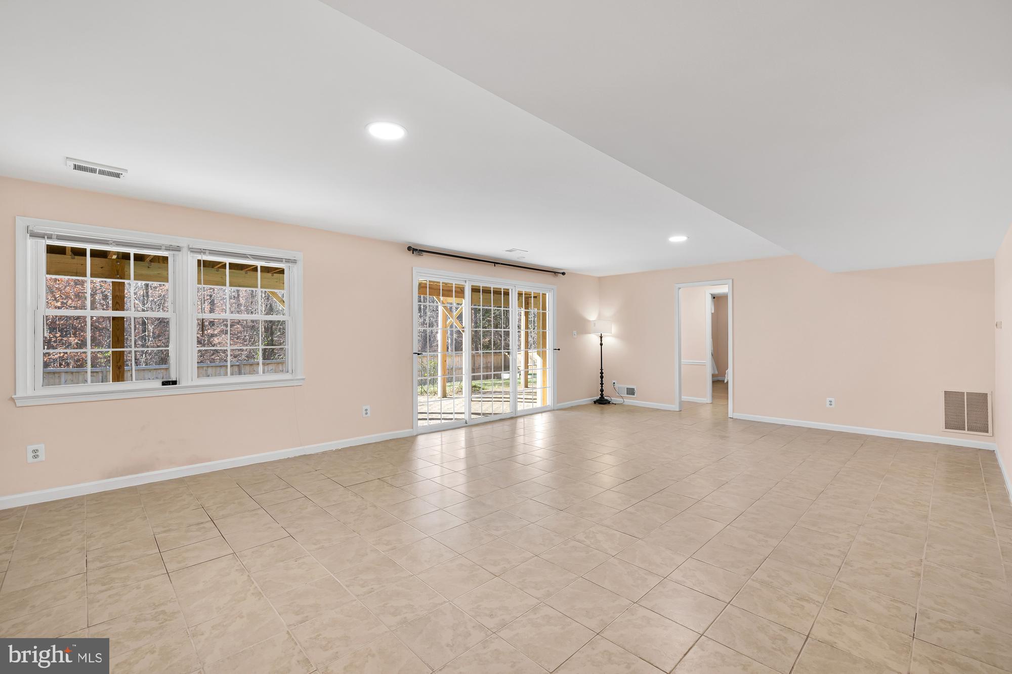 4206 SLEEPY HOLLOW ROAD