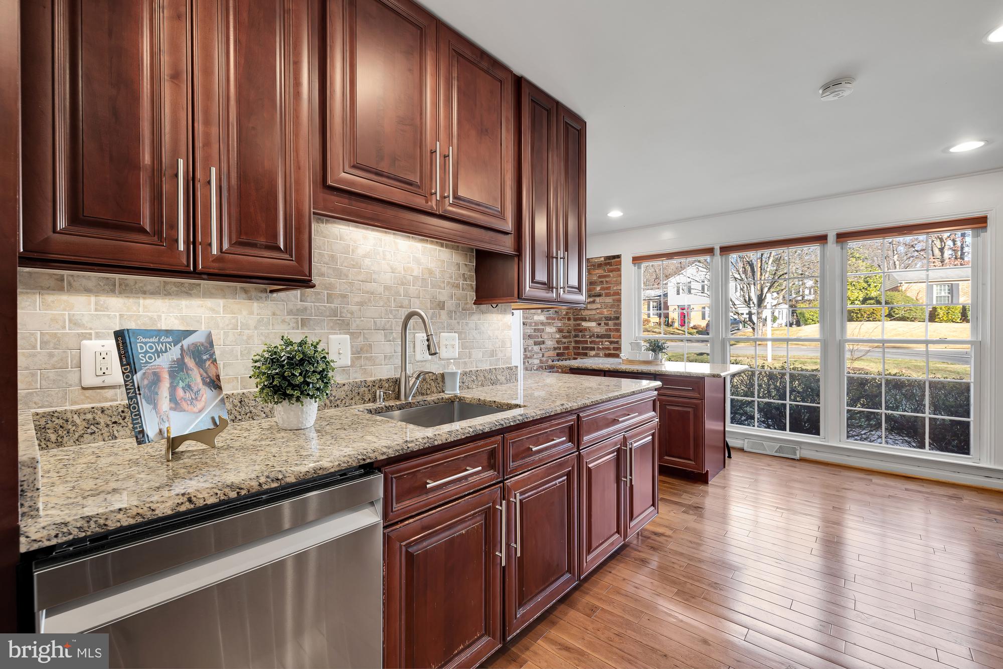 4206 SLEEPY HOLLOW ROAD