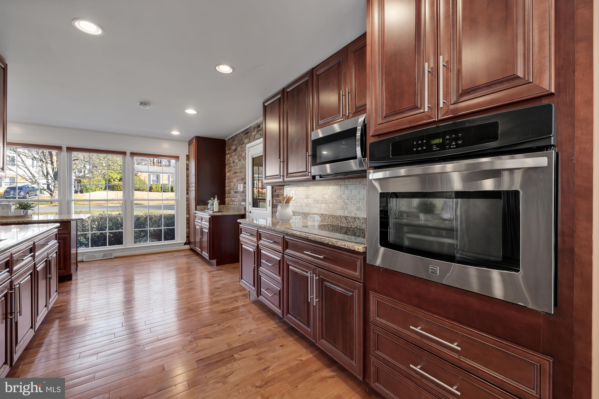 4206 SLEEPY HOLLOW ROAD