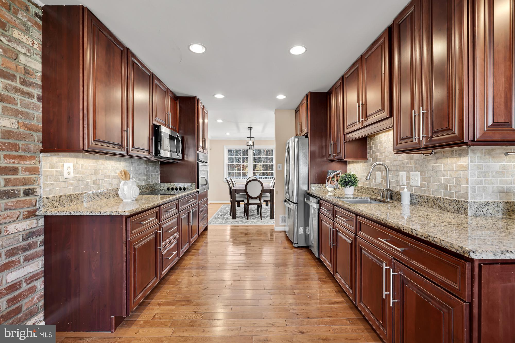 4206 SLEEPY HOLLOW ROAD