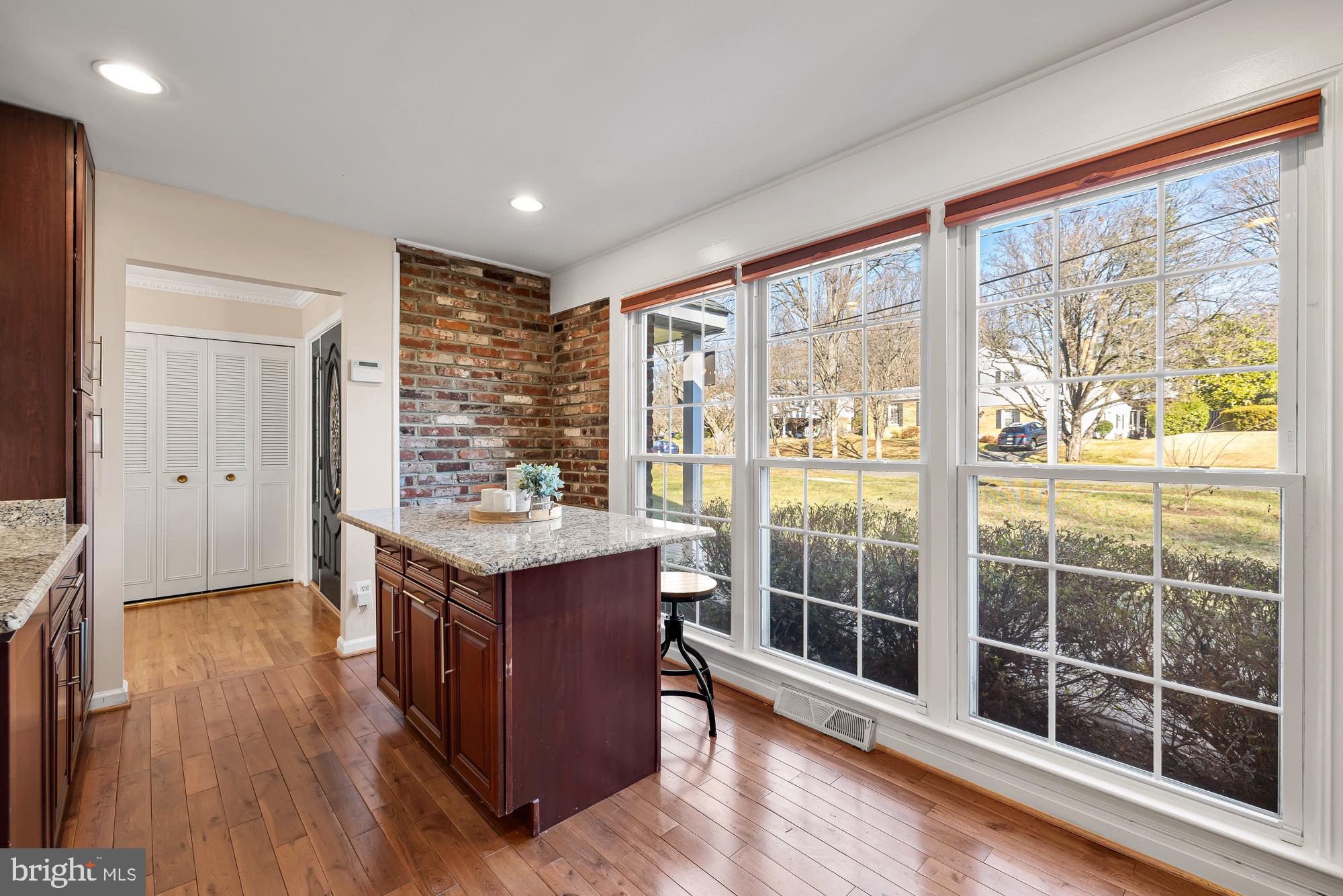 4206 SLEEPY HOLLOW ROAD