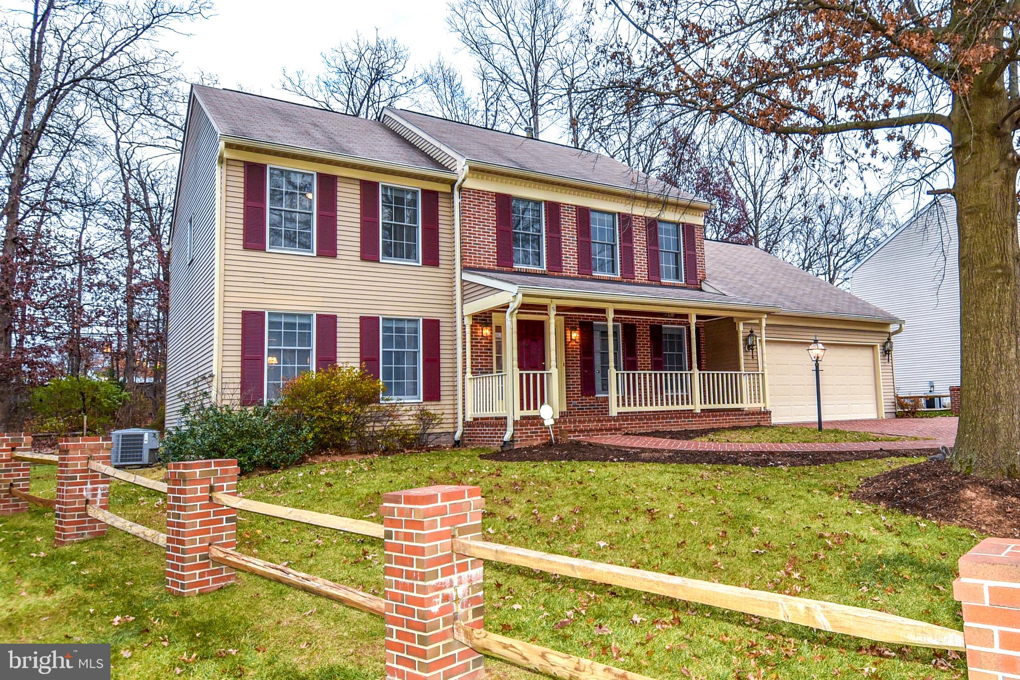 908 BROAD OAKS DRIVE