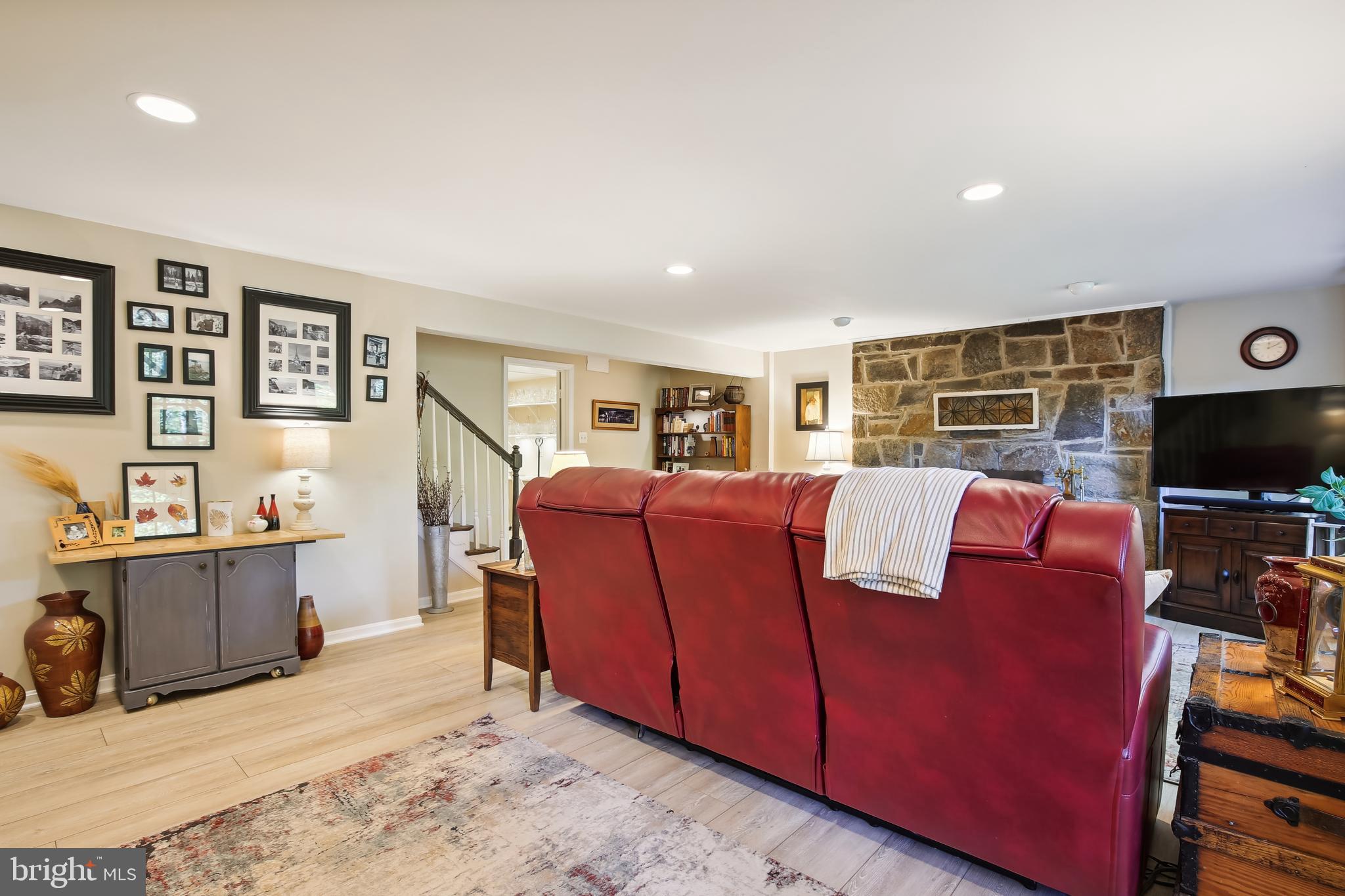 8209 CAPTAIN HAWKINS COURT