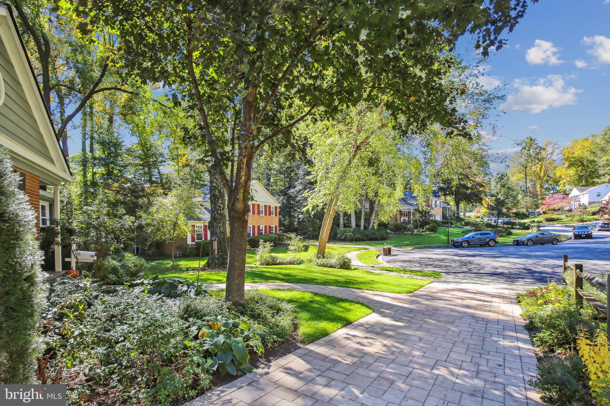 8209 CAPTAIN HAWKINS COURT