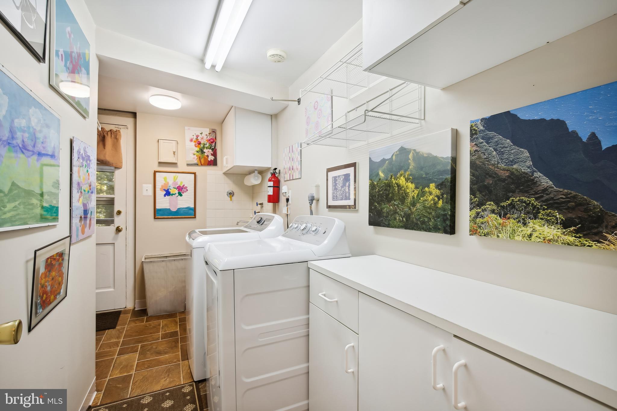 8209 CAPTAIN HAWKINS COURT