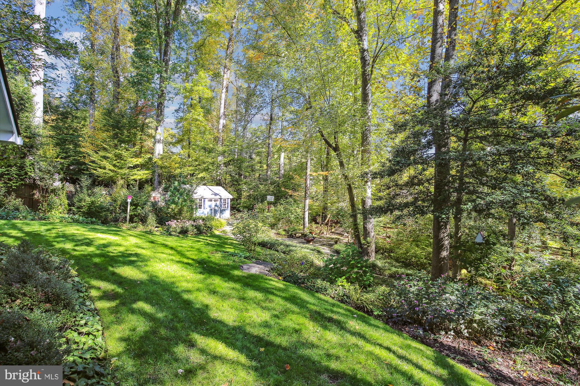8209 CAPTAIN HAWKINS COURT