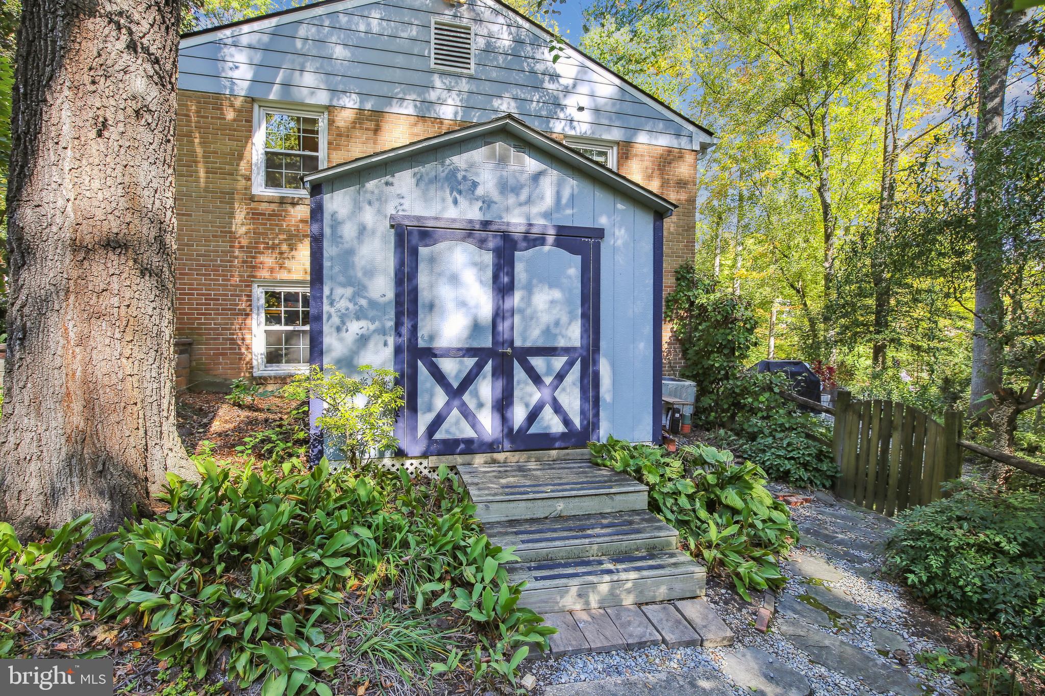 8209 CAPTAIN HAWKINS COURT