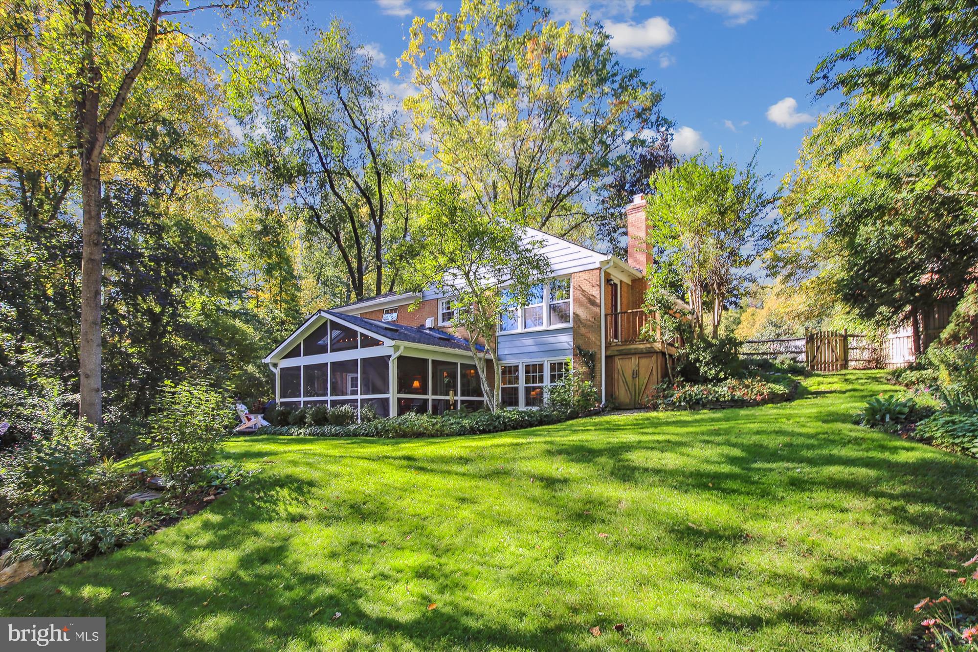 8209 CAPTAIN HAWKINS COURT
