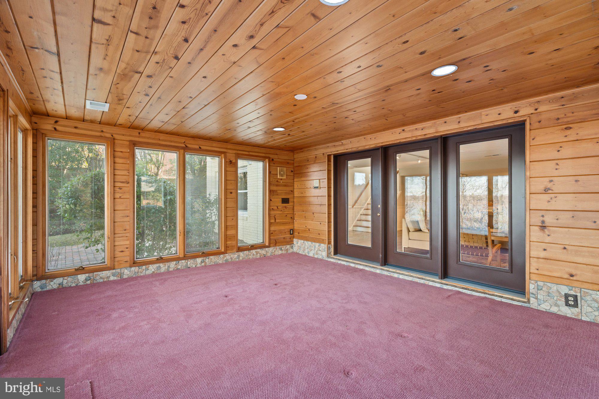 7203 PARK TERRACE DRIVE