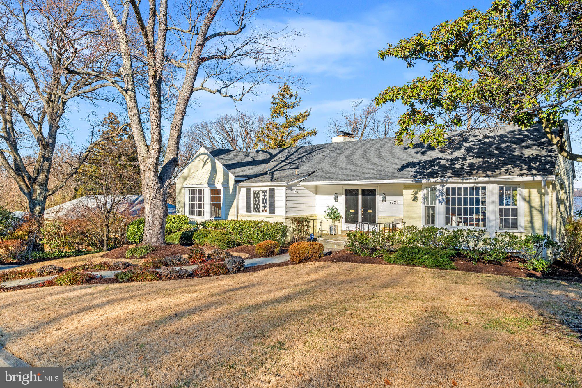 7203 PARK TERRACE DRIVE