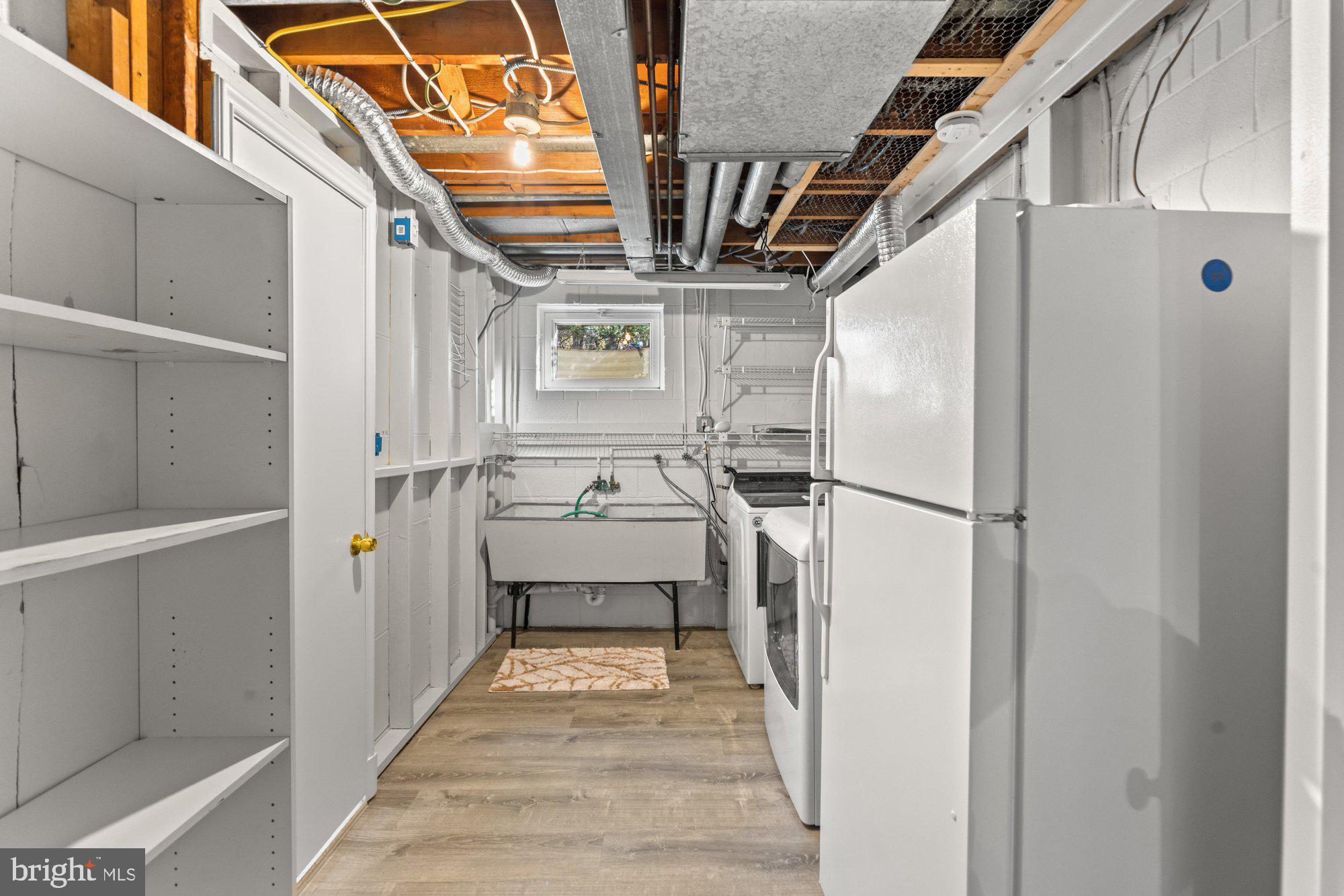 7203 PARK TERRACE DRIVE