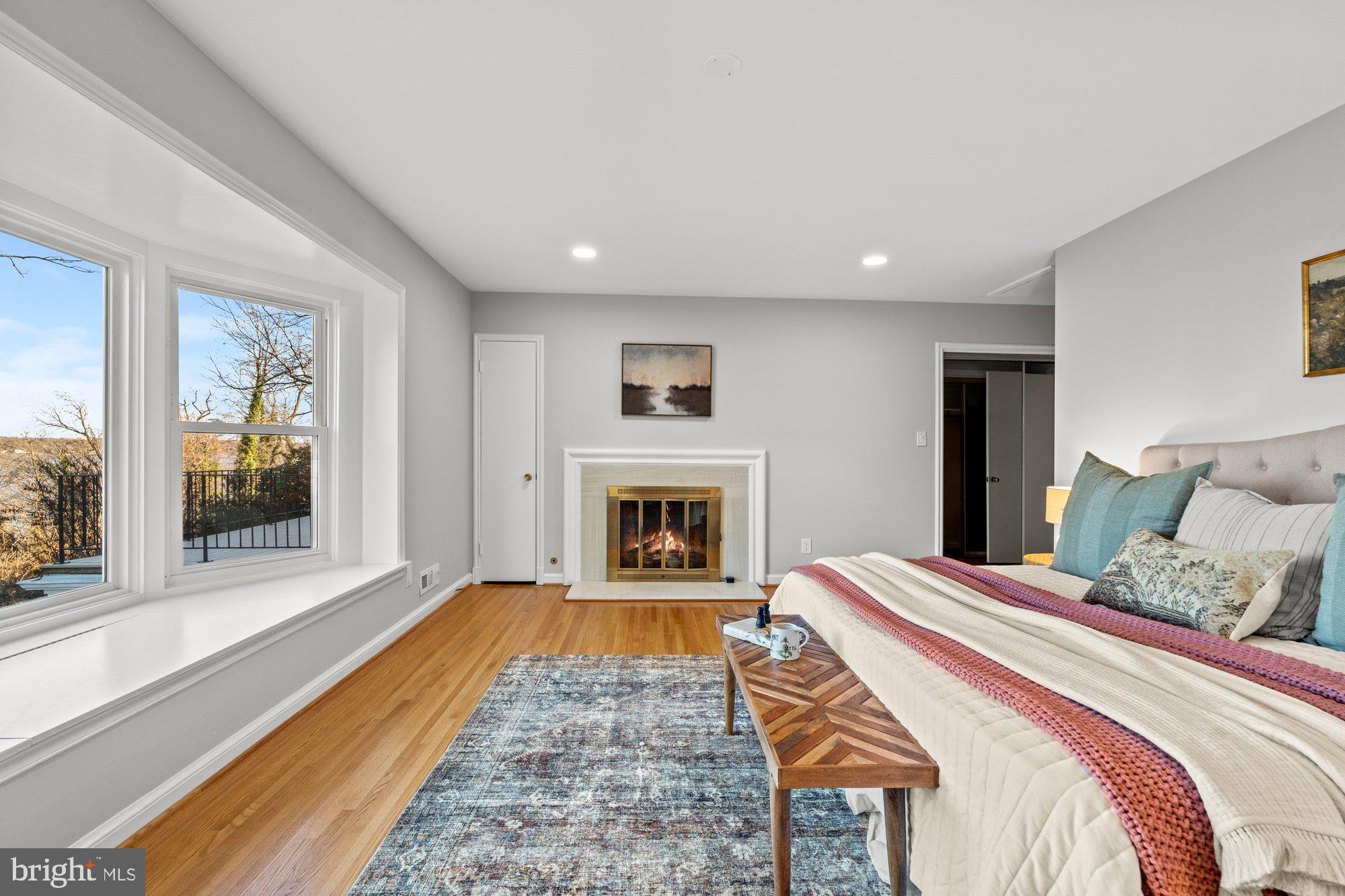 7203 PARK TERRACE DRIVE