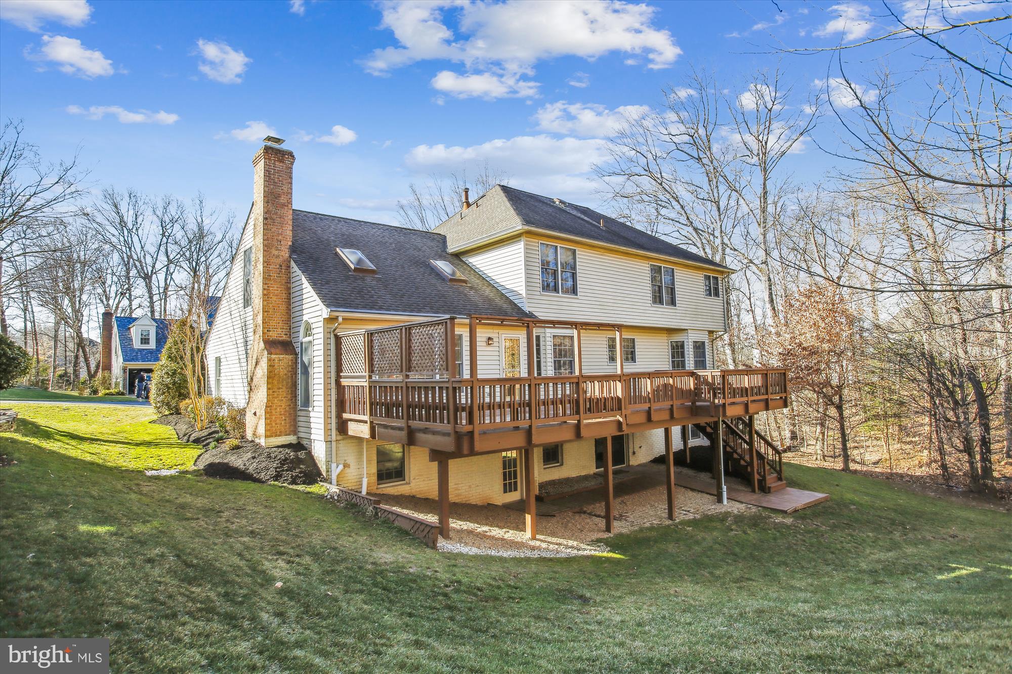 7816 VALLEYFIELD DRIVE