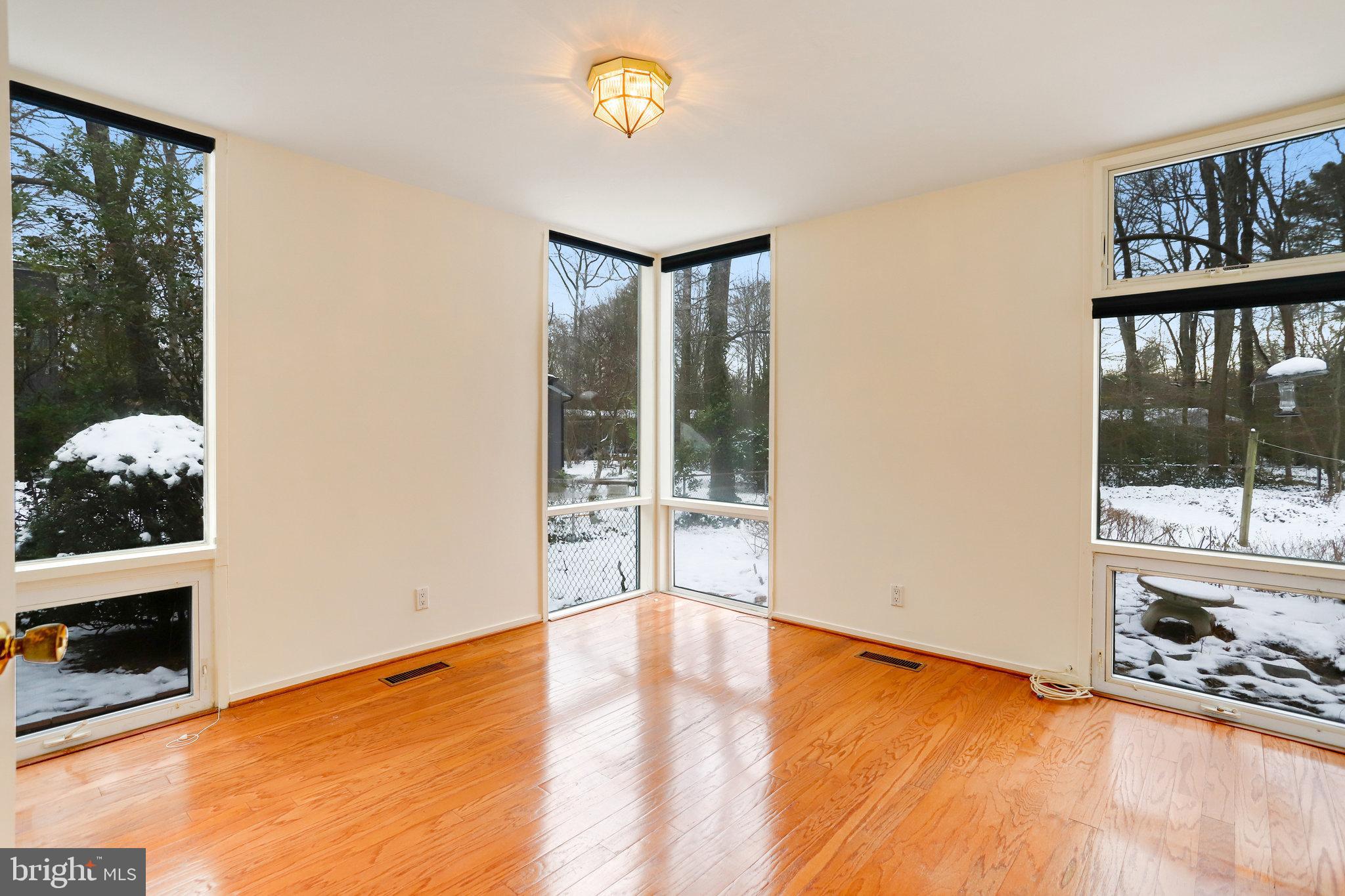 2407 NORDOK PLACE
