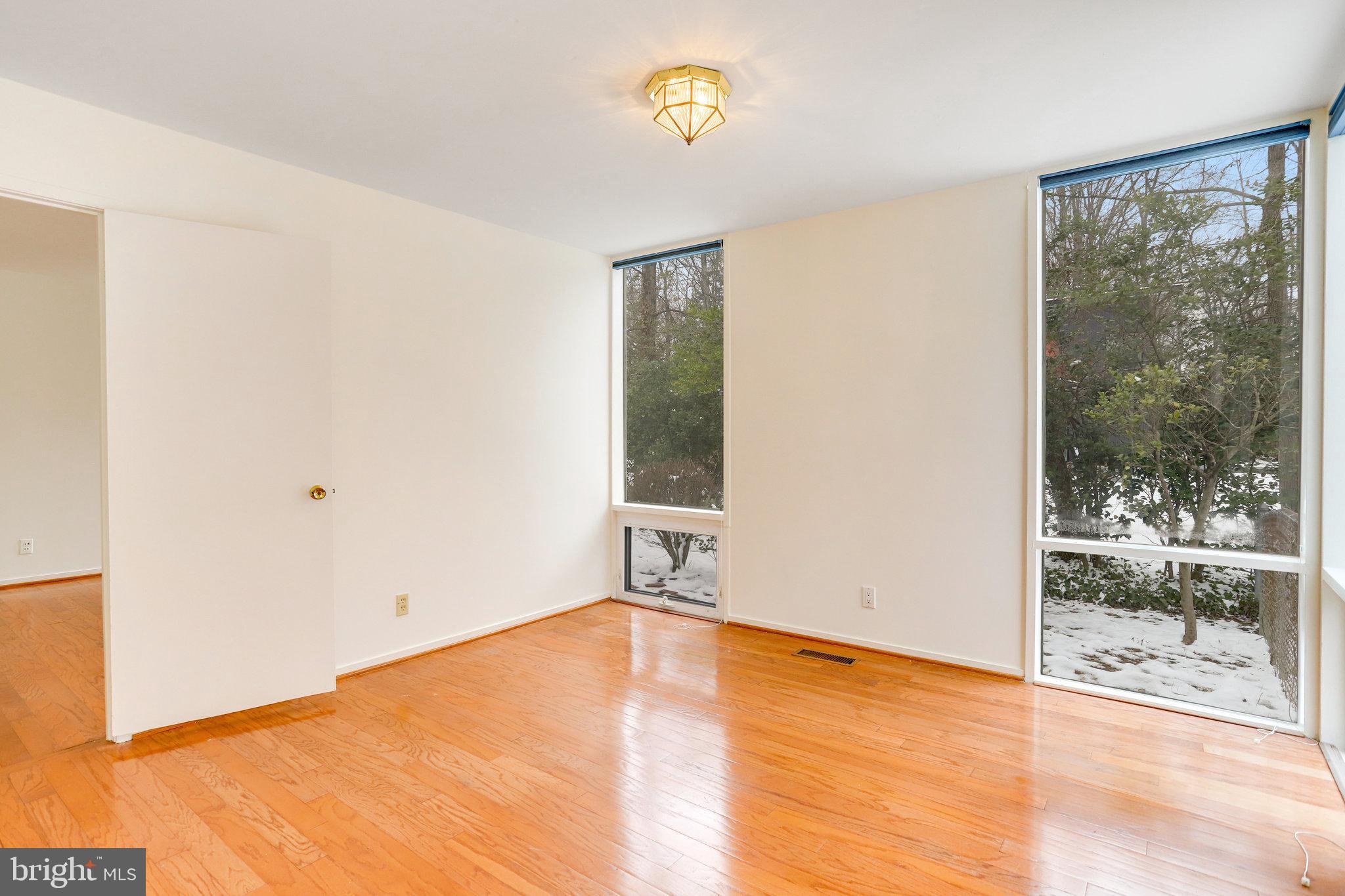 2407 NORDOK PLACE