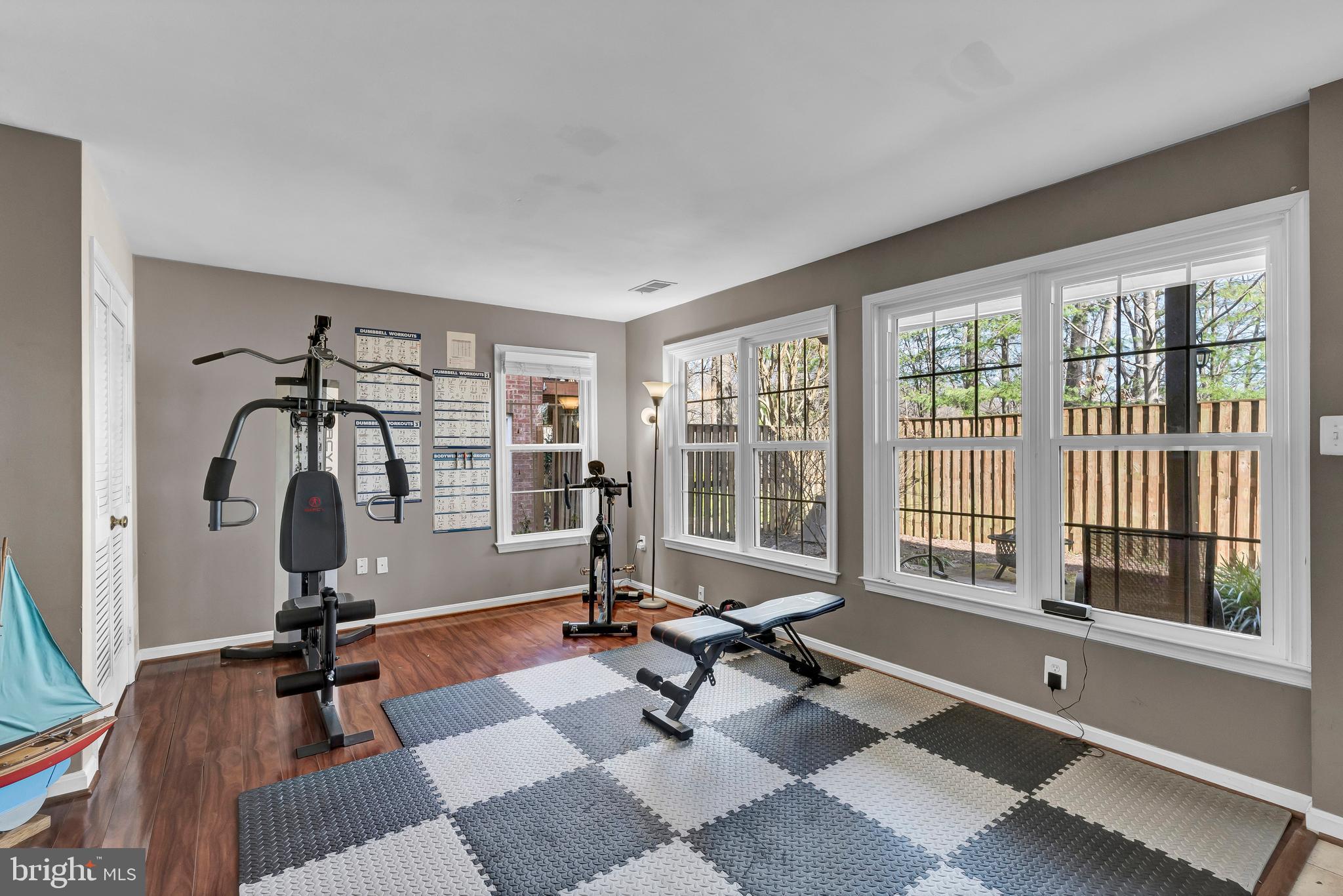 5404 CHIEFTAIN CIRCLE