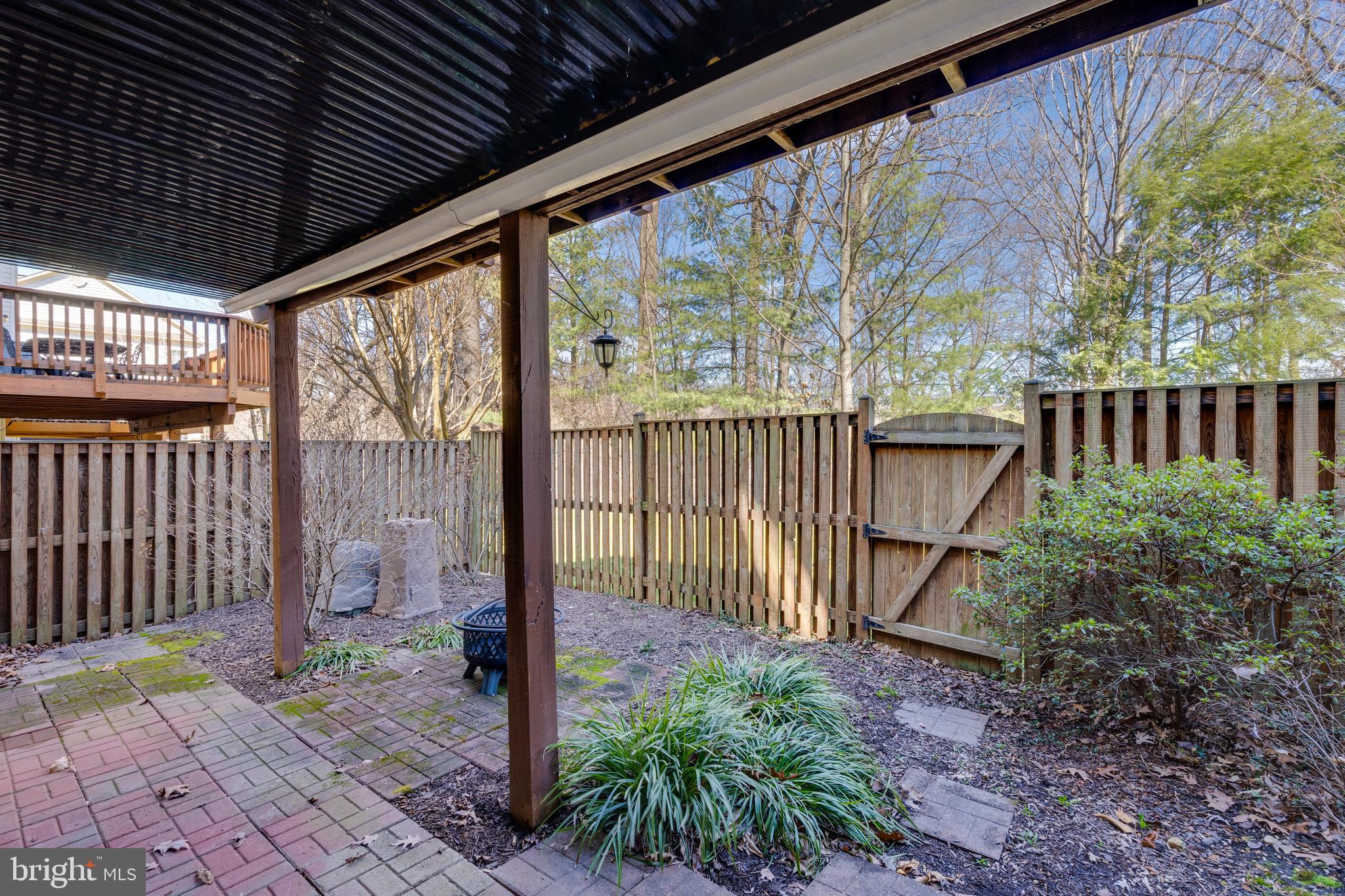 5404 CHIEFTAIN CIRCLE